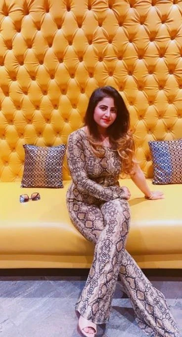 Juni Rajkot escorts for discreet services, Rajkot